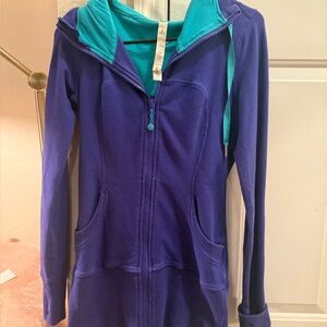 Lululemon scuba hoodie like new size 4